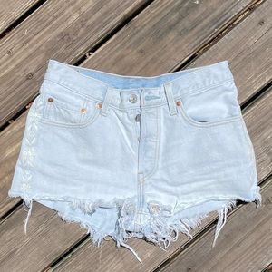 Levi’s Light Wash Denim Shorts